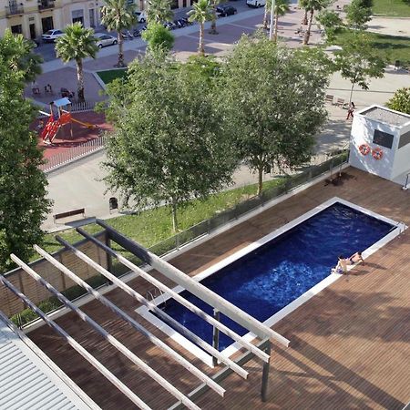 1217 - Pool And Beach Nice Apartment II برشلونة المظهر الخارجي الصورة