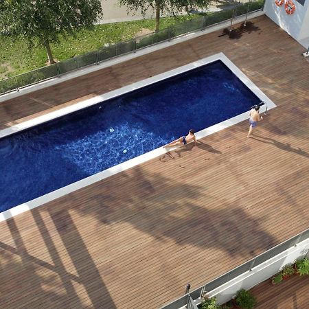 1217 - Pool And Beach Nice Apartment II برشلونة المظهر الخارجي الصورة