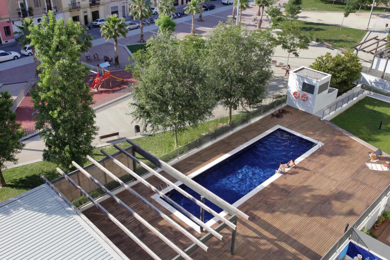 1217 - Pool And Beach Nice Apartment II برشلونة المظهر الخارجي الصورة