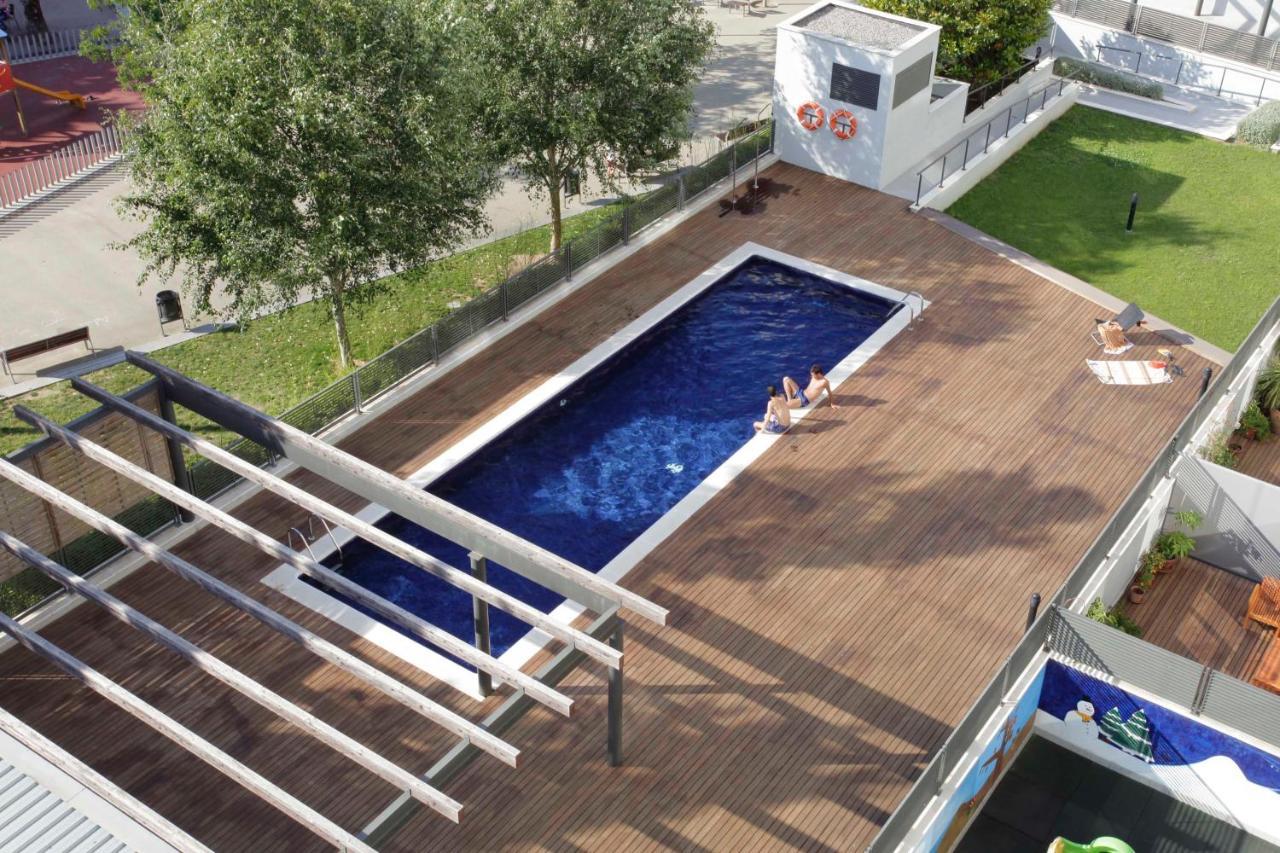 1217 - Pool And Beach Nice Apartment II برشلونة المظهر الخارجي الصورة
