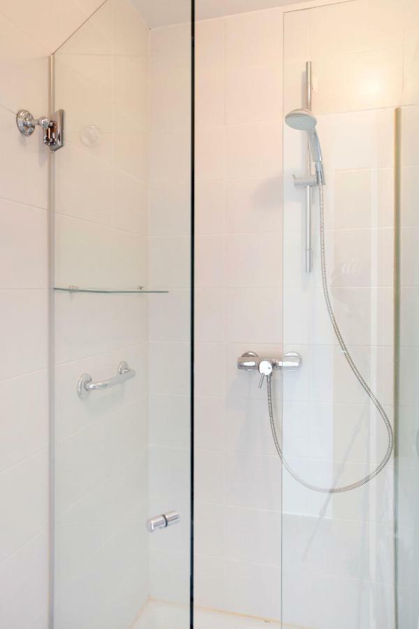 1217 - Pool And Beach Nice Apartment II برشلونة المظهر الخارجي الصورة